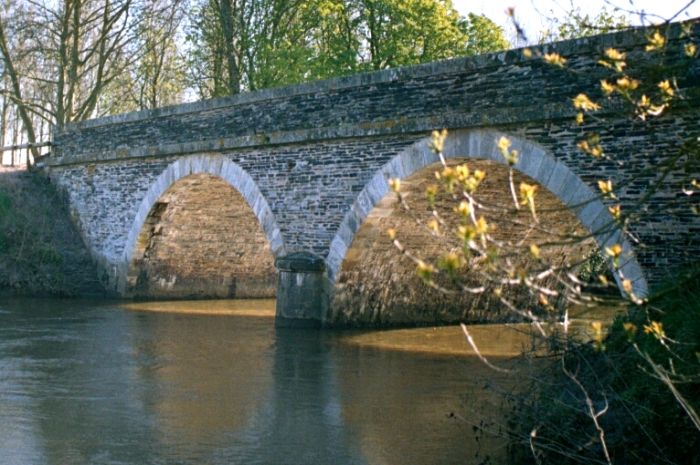 pont sur l'authion